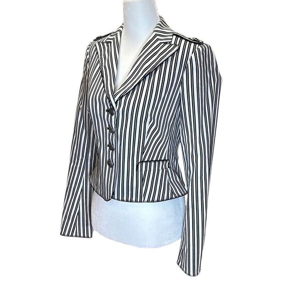 Club Monaco - Cropped Striped Blazer w/ Silver Buttons - Size 2, Black, White - Picture 5 of 17